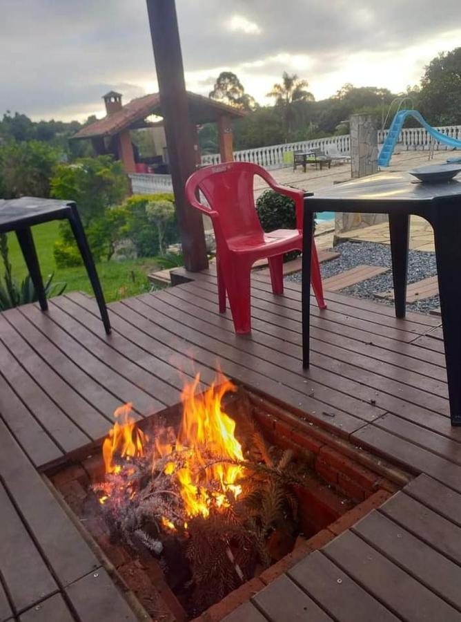 Chacara Em Ibiuna Sao Roque A 70Km De Sp Com Piscina E Wi-Fi Villa Luaran gambar